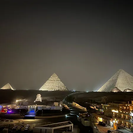 Bed and Breakfast Pyramids Island